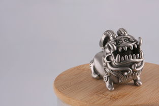 工藝美術(shù)產(chǎn)品六連播 多媒體設計的創(chuàng)新融合與市場機遇